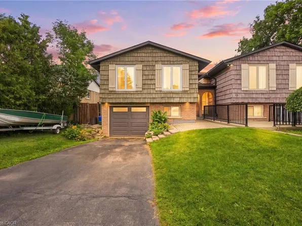 49 Markson Cres, Hamilton, ON L8T 4W3