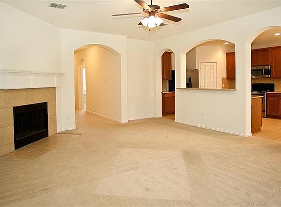 5th image of 509 Jefferson Ln