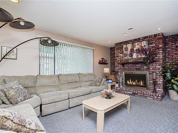 5th image of 87 Stone Ln #118