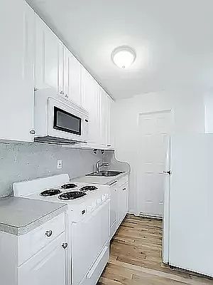 3rd image of 951 Amsterdam Ave APT 5D
