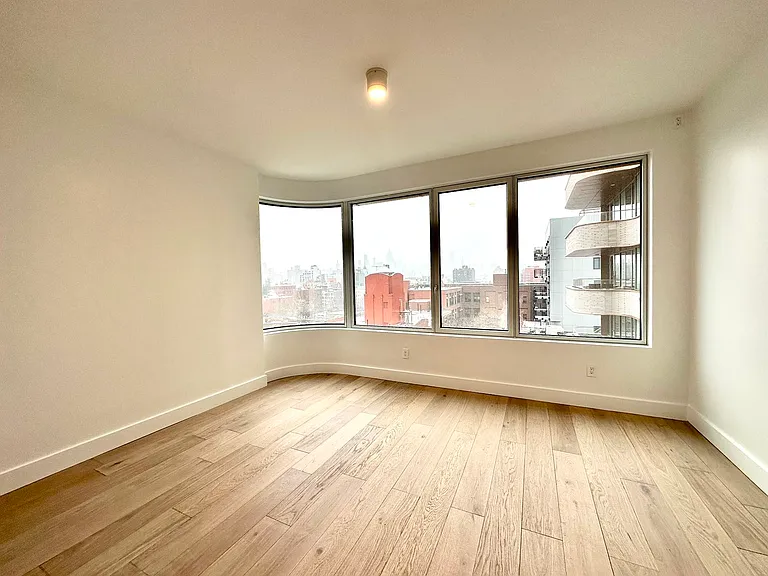 208 Delancey St #10E — Photo 4
