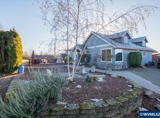 1005 Foxglove Ln, Mount Angel, OR 97362