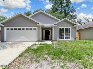 1652 Spring Oaks Ln, Jacksonville, FL 32221