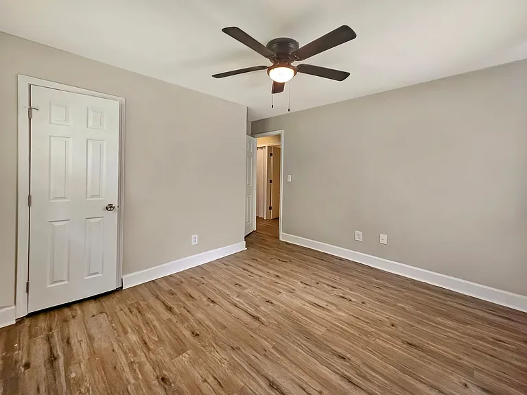 382 Cologne Dr SE — Photo 19