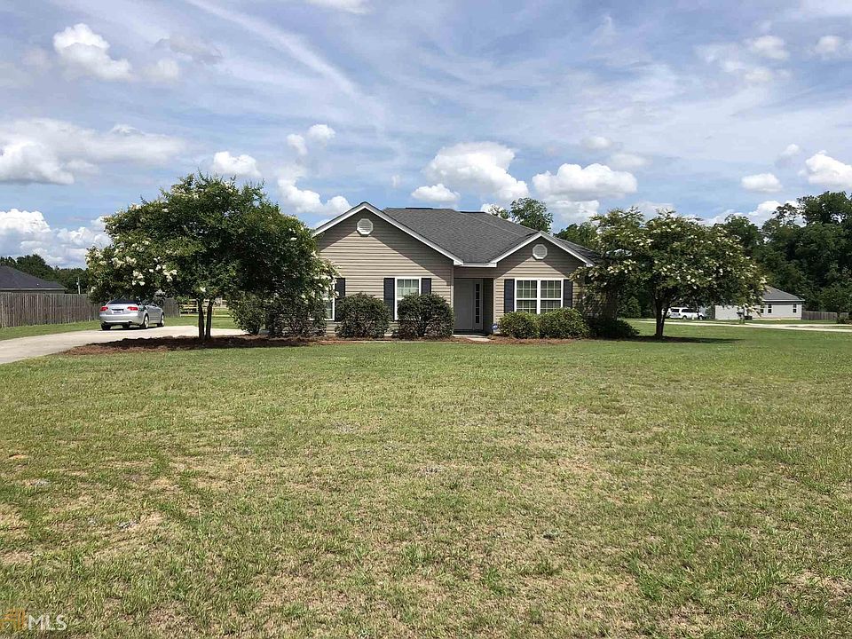 1st image of 300 Teakwood Ct #17