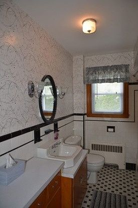 5th image of 1253 Atwood Ave