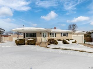 61 George St, Depew, NY 14043
