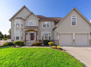 721 Galleria Dr, Williamstown, NJ 08094