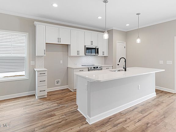 3rd image of 232 Cline Way #129