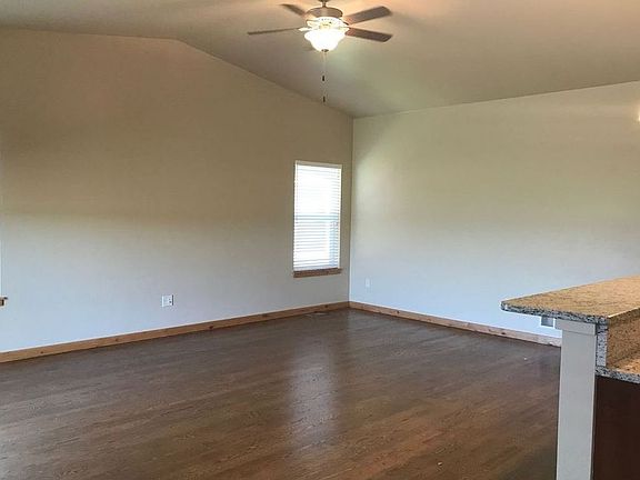 5th image of 23 Voyager Ln #1