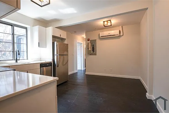 2 bed, $2,800 — Photo 3