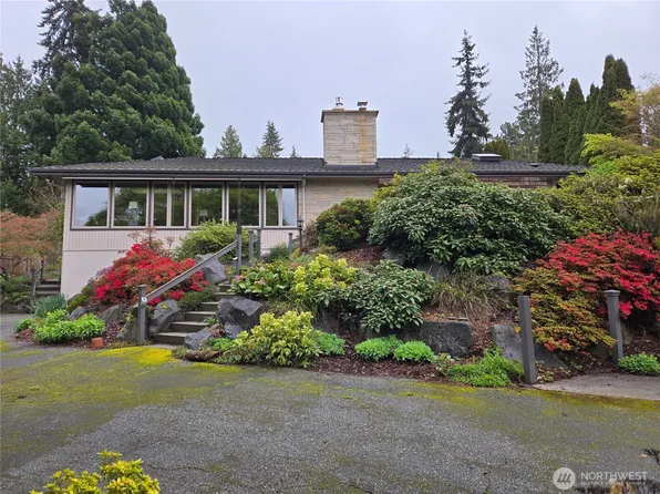 18427 91st Place W, Edmonds, WA 98026