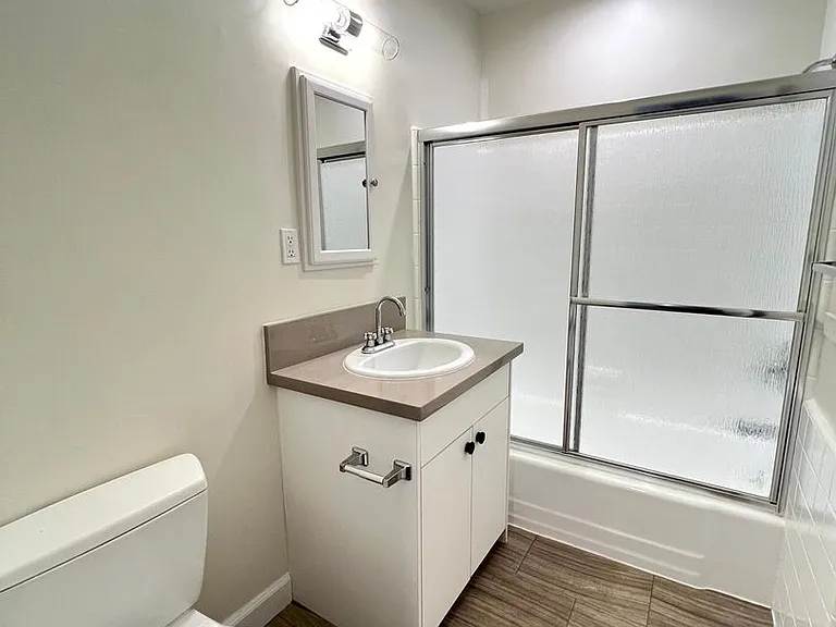 2408 Ocean Park Blvd — Photo 17
