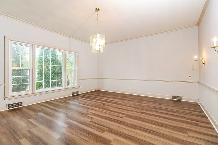 3332 W Harvard Blvd NW — Photo 3