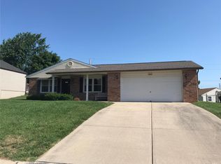 4238 Sunburst Dr, Hannibal, MO 63401