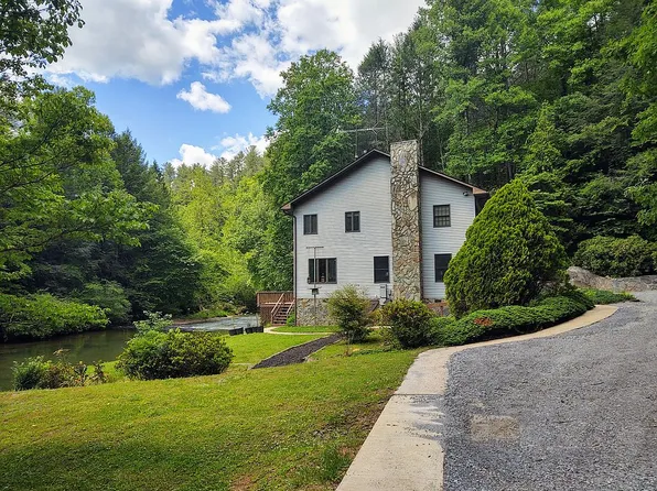 256 Withrow Rd, Ellijay, GA 30540
