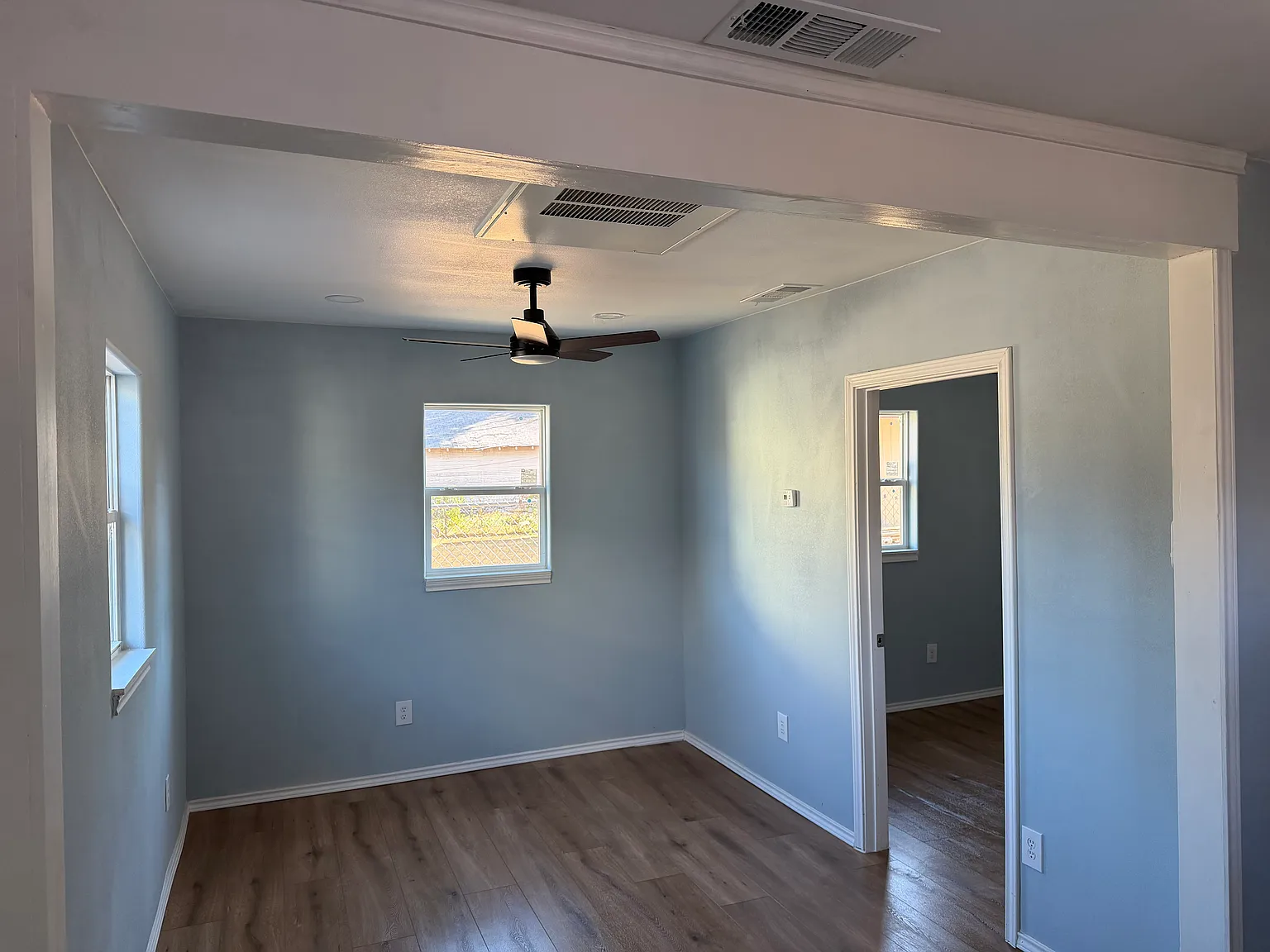 1 bed, 400 sqft, $1,500 — Photo 3