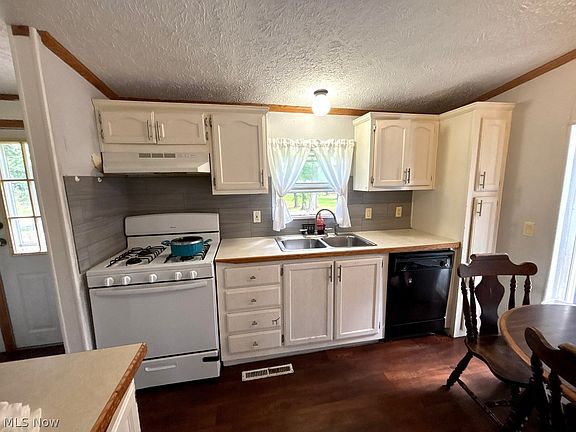 4th image of 5141 Newton Falls Rd Lot 108