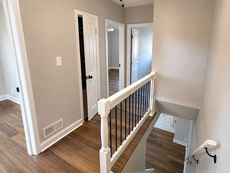 5313 Todd Ave — Photo 6