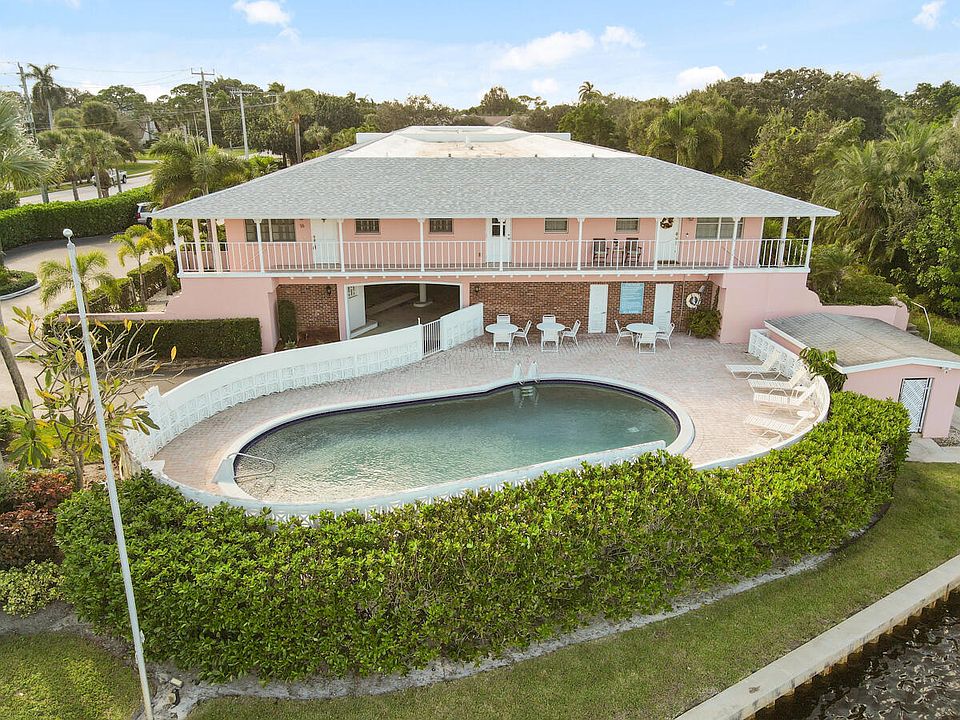 1st image of 475 Tequesta Dr