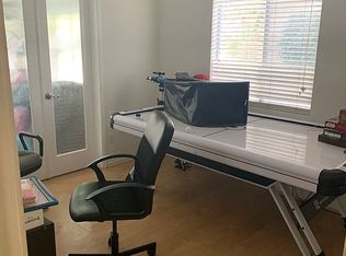 28365 Rodgers Dr, Saugus, CA 91350