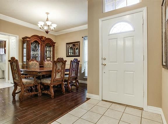 3rd image of 9124 Bradley Dr
