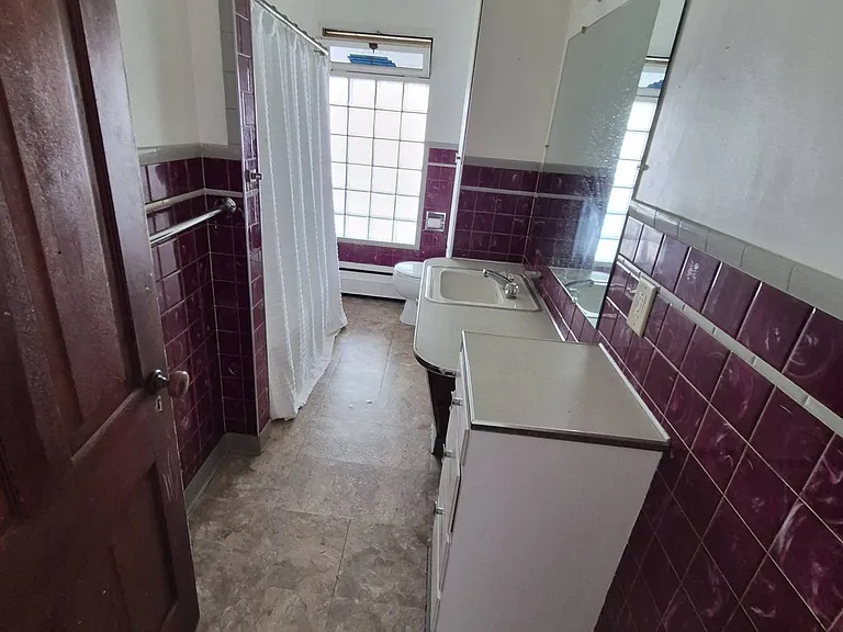 6 S Washing St #2 — Photo 3