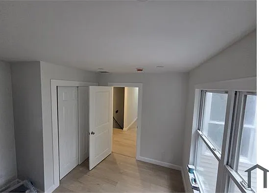 3 bed, 1400 sqft, $4,000 — Photo 2