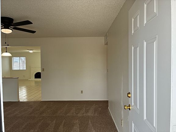 4th image of 4831 W Juniper Ave