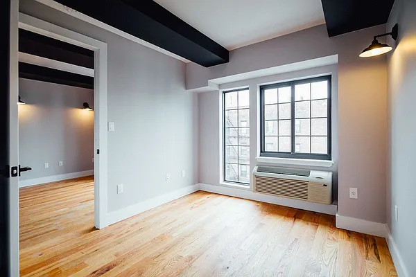 Rented by Space Link Realty | media 39