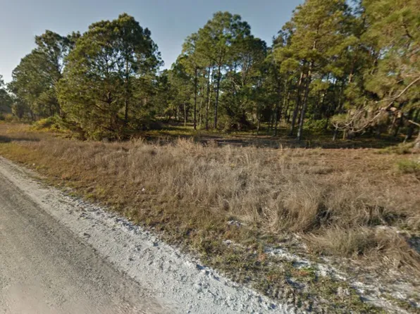 1055 Barnett St E, Lehigh Acres, FL 33974