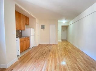 16205 89th Ave APT 3C, Jamaica, NY 11432