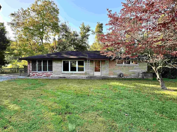 8201 Spry Rd, Evansville, IN 47715