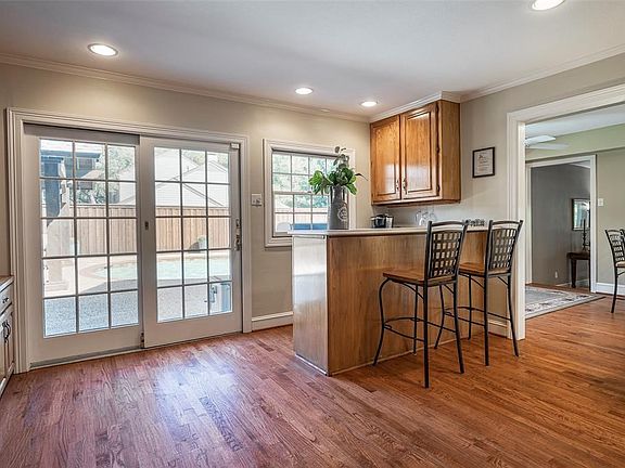 5th image of 3001 Waterside Ct