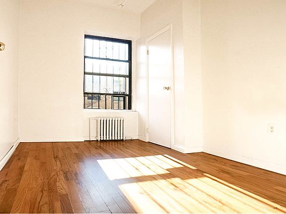 2nd image of 870 Dekalb Ave #3FF