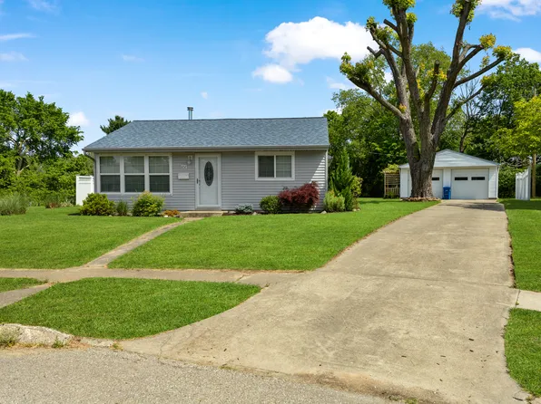 652 Van Ave, Shelbyville, IN 46176