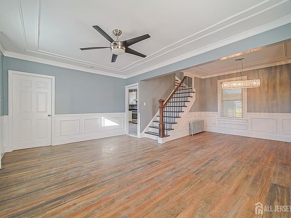 3rd image of 9 Rolfe Ave