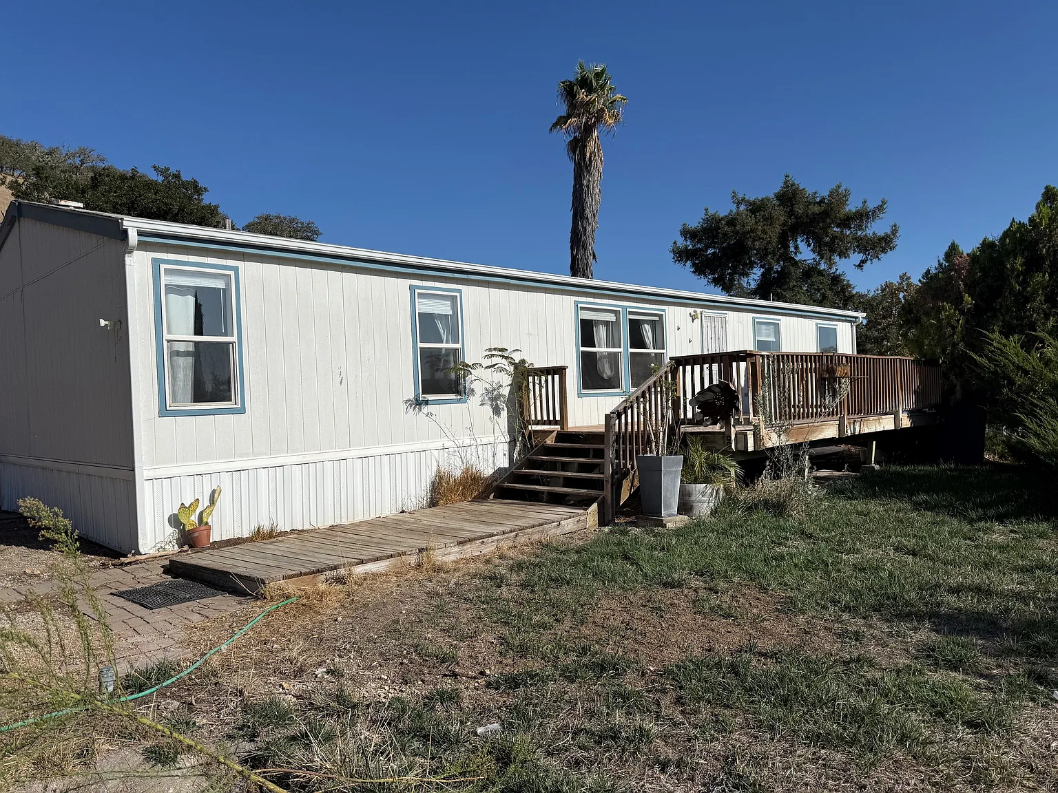 3 bed, 1700 sqft, $4,500 — Photo 1