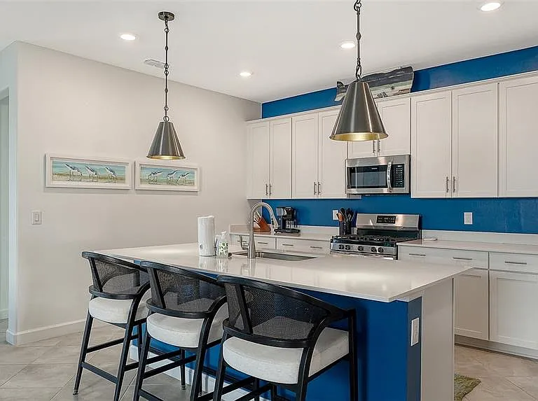 5225 Blue Crush St — Photo 13