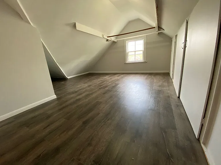 873 Desoto St — Photo 6