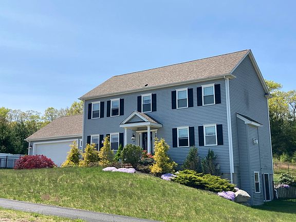 2nd image of 49 Glenside Dr