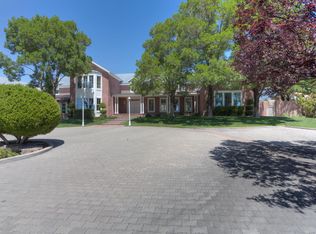 11809 San Antonio Dr NE, Albuquerque, NM 87122