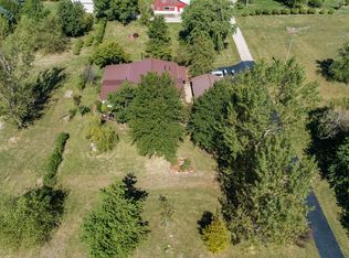 782 E 750n Rd #9, Gibson City, IL 60936