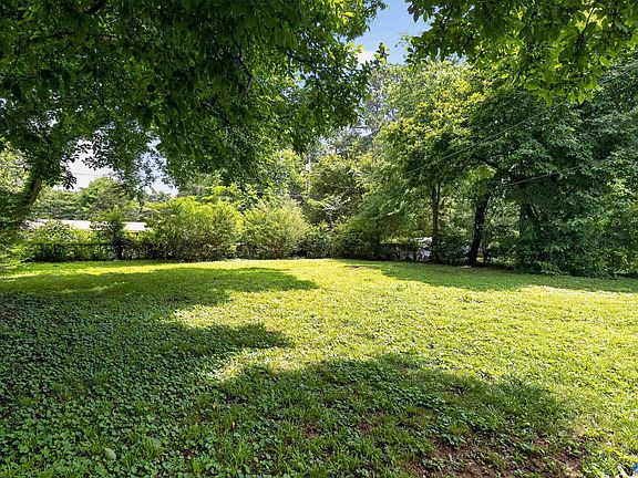 4th image of 2412 Shady Lane Dr NW