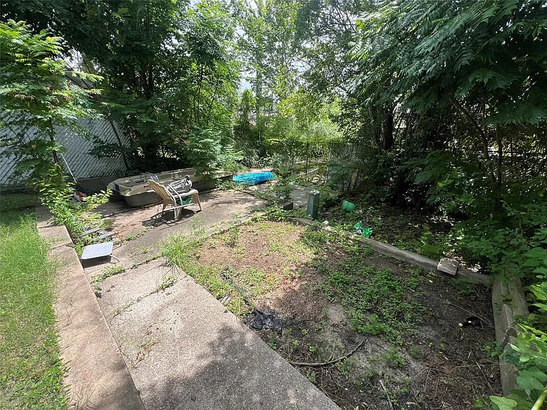 18326 Cape Bahamas Ln — Photo 25