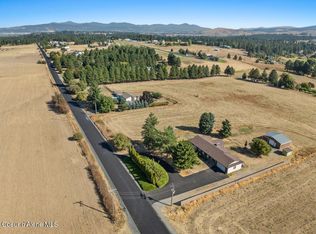 5621 S Conklin Rd, Greenacres, WA 99016