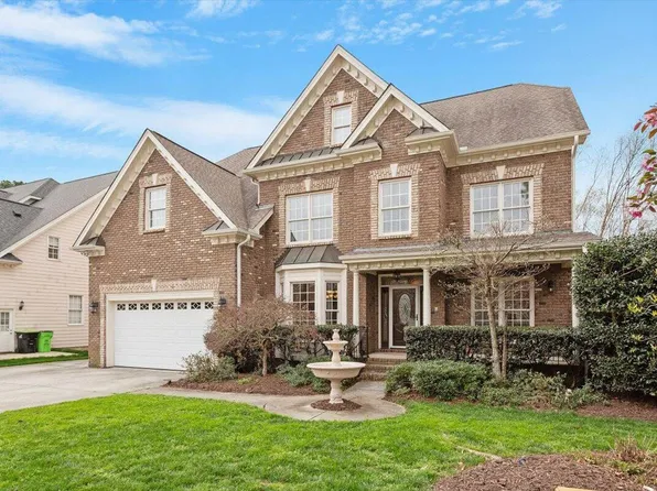 113 Kings Castle Dr, Apex, NC 27502