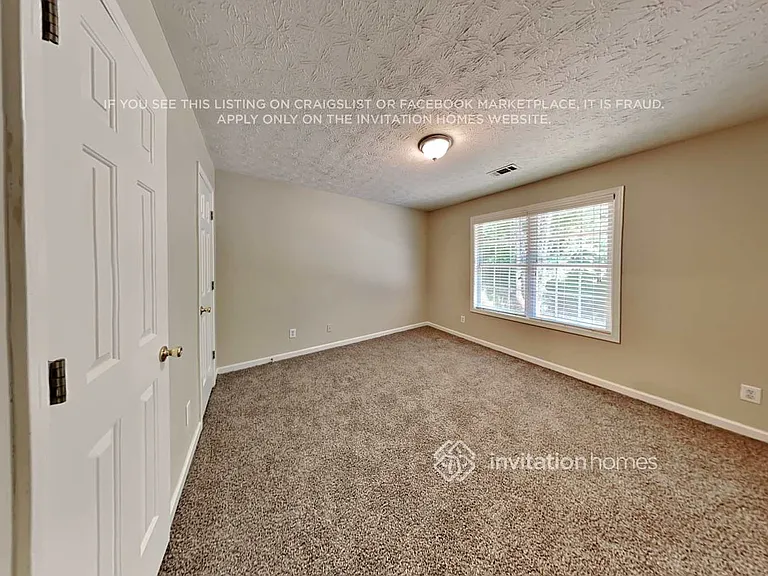 544 Rivulett Ct — Photo 14