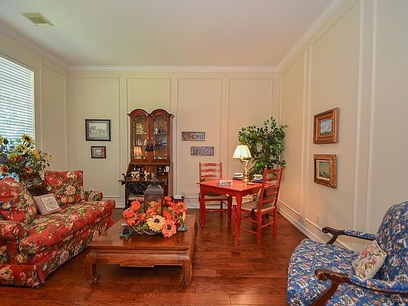 4th image of 24810 Brattle Dr
