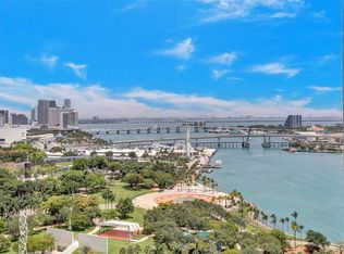 325 Biscayne Blvd #2414, Miami, FL 33130